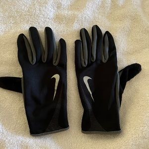 Nike Womens Fall/Winter Running Gloves